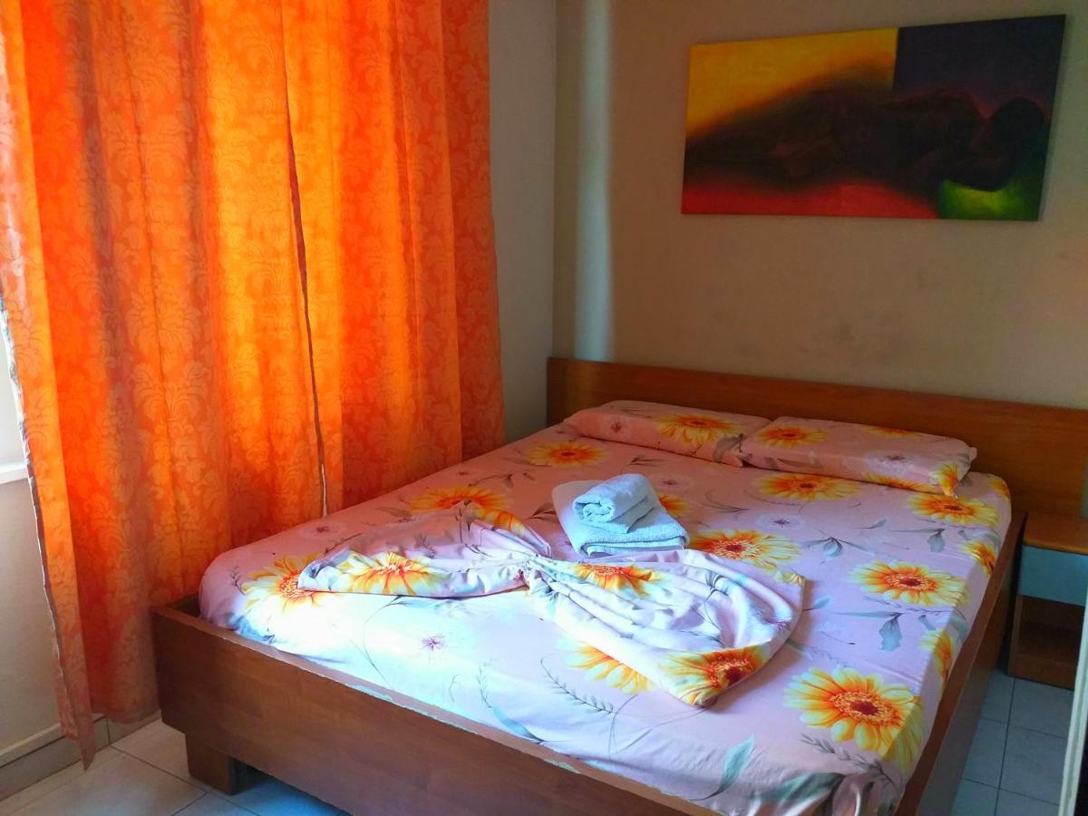 Hotel Central Tiranë Luaran gambar
